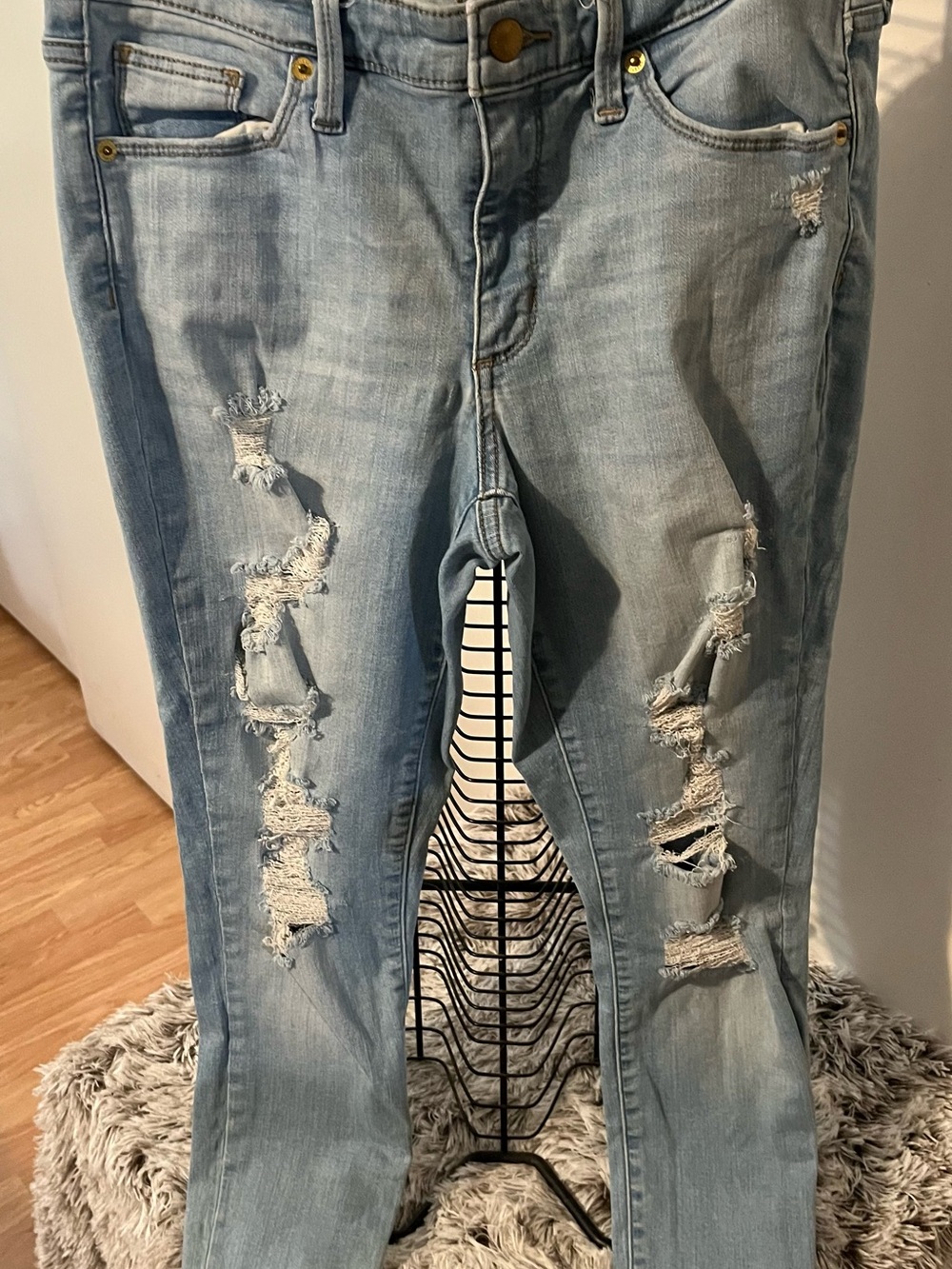Universal Thread Light Blue Distressed Skinny Jeans
